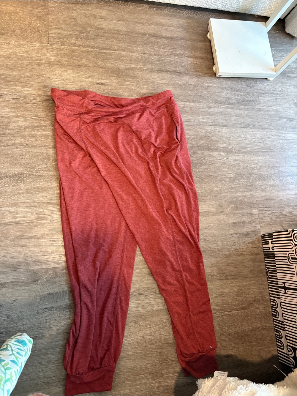 Sweaty Betty Heathered Rust-Red Joggers short length